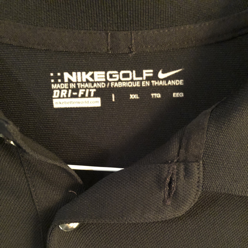 Nike - Picture 2 of 4